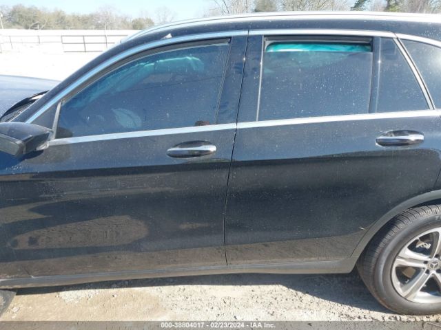 W1N0G8DB5NV384527 Mercedes-Benz Glc 300 Suv