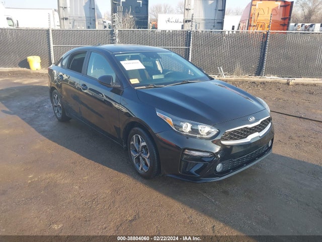 2020 3KPF24AD7LE221815 main image