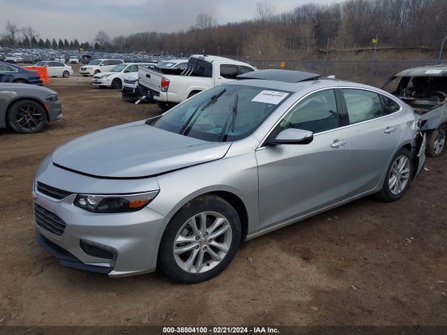 Chevrolet MALIBU LT 2018 1G1ZD5ST9JF144413 Image 2