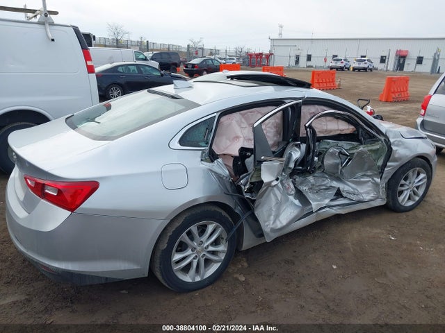 Chevrolet MALIBU LT 2018 1G1ZD5ST9JF144413 Image 4