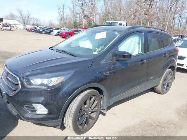 Ford ESCAPE SE 2019 1FMCU9GD0KUB09614 Image 2