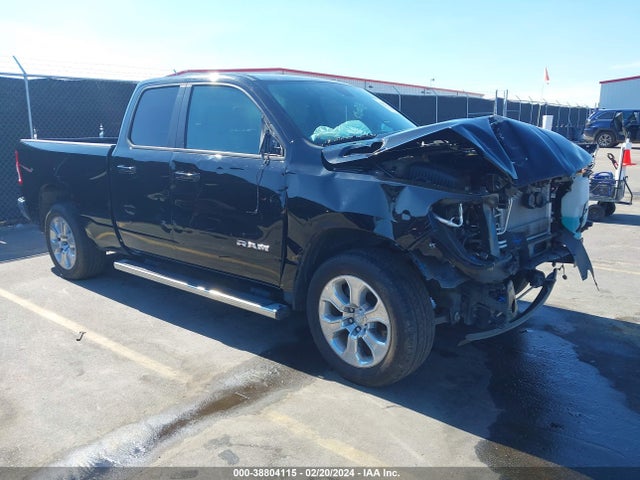 RAM 1500 Big Horn Quad Cab 4x4 6'4 Box 2021 1C6RRFBG3MN835780 main image