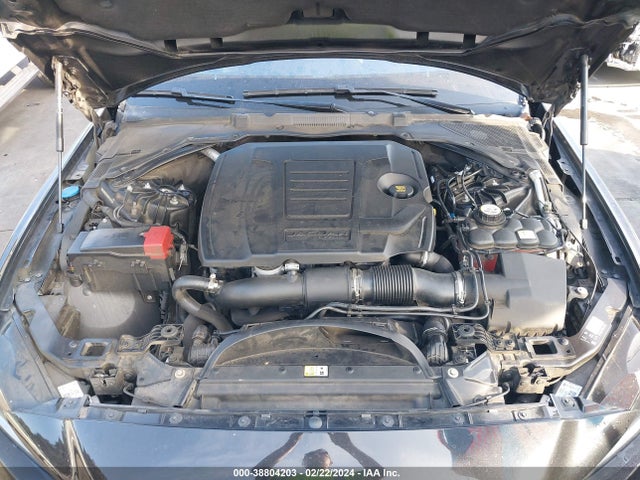 2018 JAGUAR XE SAJAD4FXXJCP22470 Photo 9