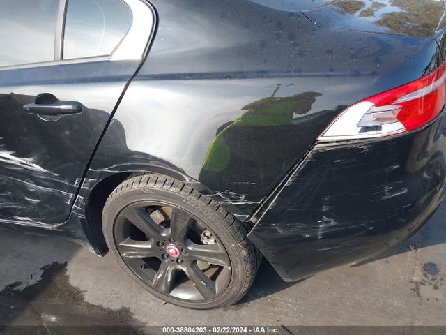 SAJAD4FXXJCP22470 Jaguar Xe 25t Premium