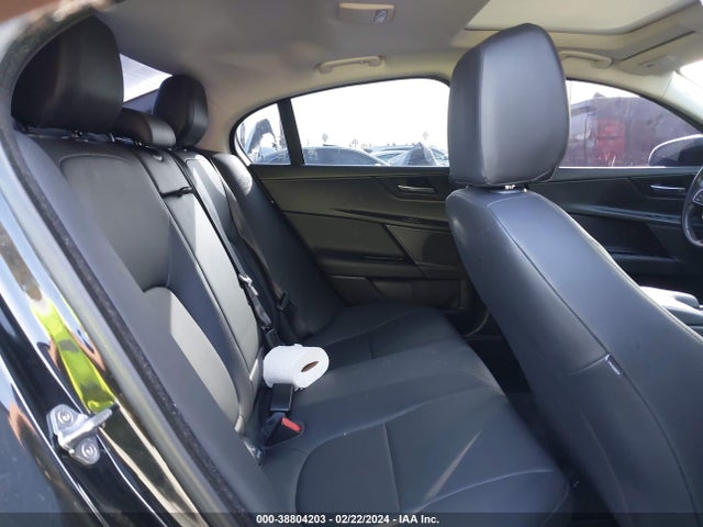 2018 JAGUAR XE SAJAD4FXXJCP22470 Photo 7