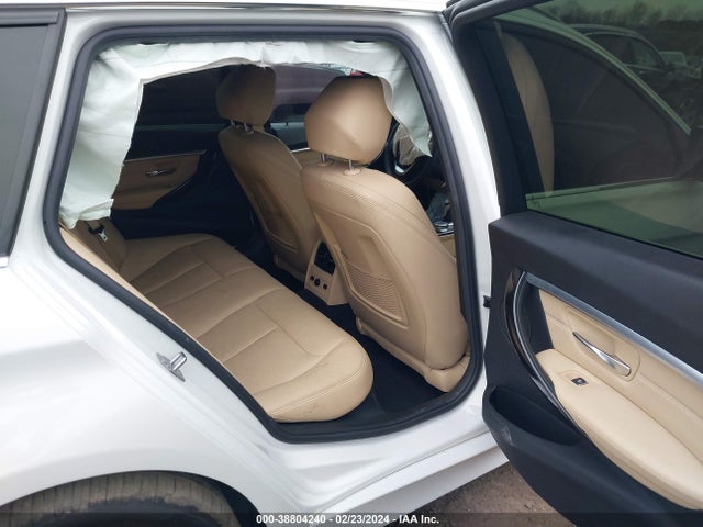 BMW 330i Xdrive 2018 WBA8K3C58JA024092 Image 8