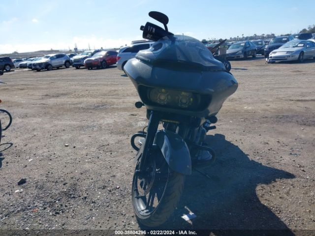 2018 HARLEY-DAVIDSON FLTRXSE 1HD1TCL36JB955280 Photo 4