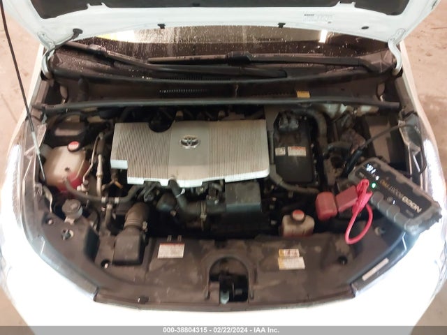 Toyota Prius Four Touring 2016 JTDKARFU6G3008875 Image 10