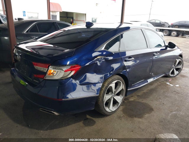 Honda Accord Touring 2018 1HGCV1F95JA202856 Image 4