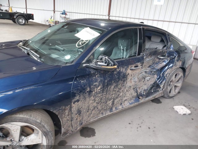 Honda Accord Touring 2018 1HGCV1F95JA202856 Image 6