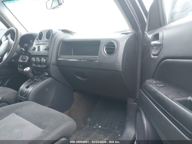 1C4NJRBB2HD190541 Jeep Patriot Sport 4x4