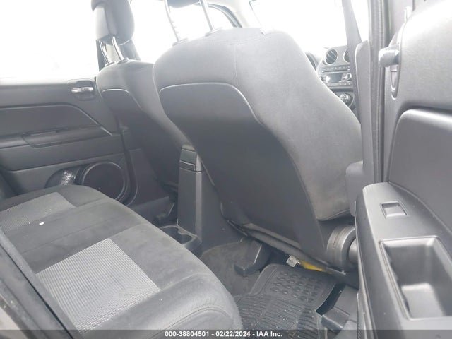 1C4NJRBB2HD190541 Jeep Patriot Sport 4x4