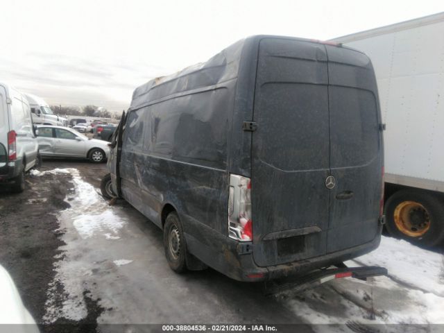 WD4PF1CDXKP119031 Mercedes-Benz Sprinter 2500 High Roof V6