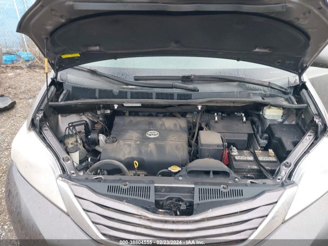 Toyota Sienna Le 8 Passenger 2015 5TDKK3DC4FS604360 Image 10