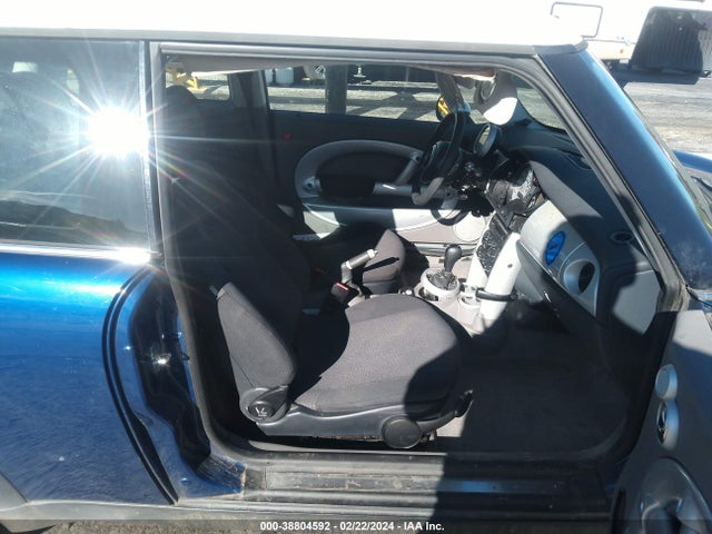 2004 MINI COOPER WMWRC33444TJ55747 Photo 4