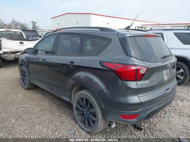 Ford ESCAPE SE 2019 1FMCU0GD0KUA18029 Image 3