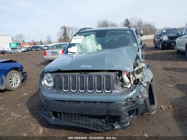 ZACCJBBB8JPJ32369 Jeep Renegade Latitude 4x4