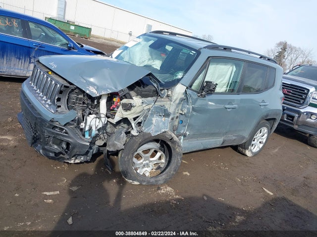 ZACCJBBB8JPJ32369 Jeep Renegade Latitude 4x4