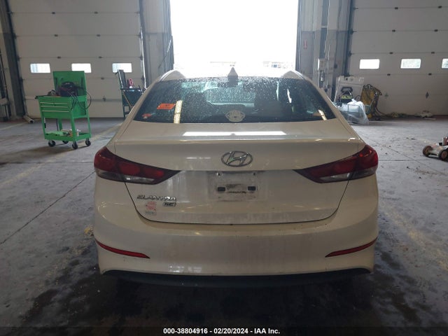 Hyundai ELANTRA SE 2017 5NPD74LF1HH202008 Image 16