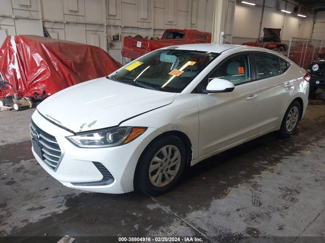 Hyundai ELANTRA SE 2017 5NPD74LF1HH202008 Image 2
