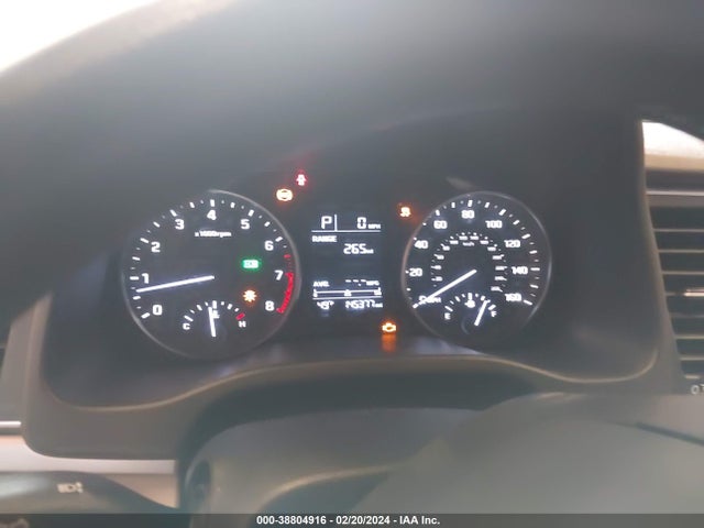 Hyundai ELANTRA SE 2017 5NPD74LF1HH202008 Image 7