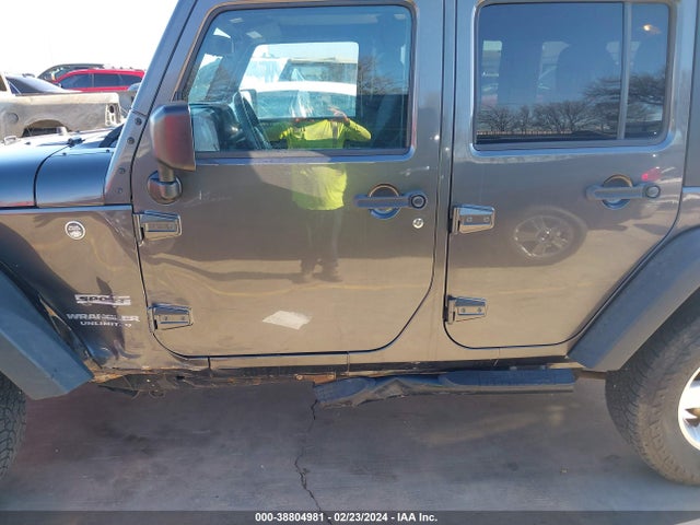 1C4HJWDG1HL500351 Jeep Wrangler Unlimited Sport 4x4