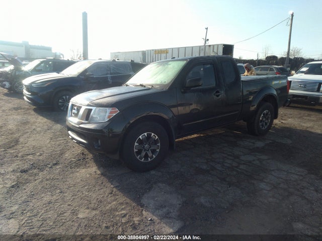 Nissan Frontier Desert Runner 2018 1N6DD0CU7JN735905 Image 2