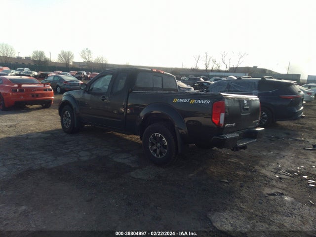 Nissan Frontier Desert Runner 2018 1N6DD0CU7JN735905 Image 3