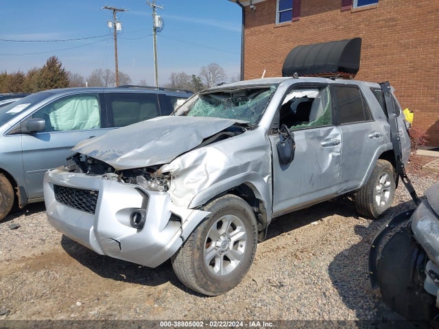 Toyota 4runner Sr5 Premium 2018 JTEBU5JR2J5523074 Image 2