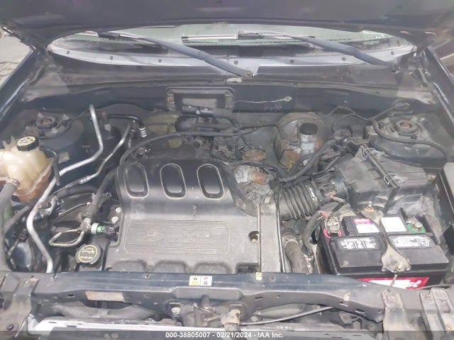 2003 FORD ESCAPE XLS VIN: 1FMYU92193KD10587