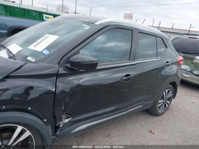 3N1CP5CUXKL556202 Nissan KICKS SR