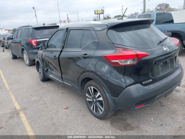 3N1CP5CUXKL556202 Nissan KICKS SR
