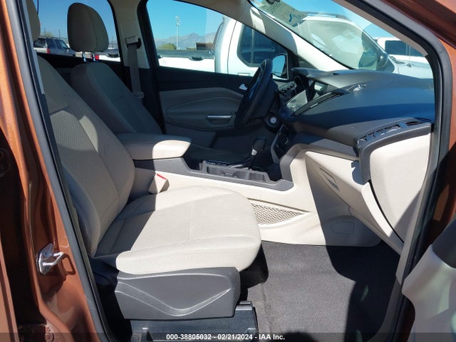 Ford ESCAPE SE 2017 1FMCU0G94HUA50969 Image 5