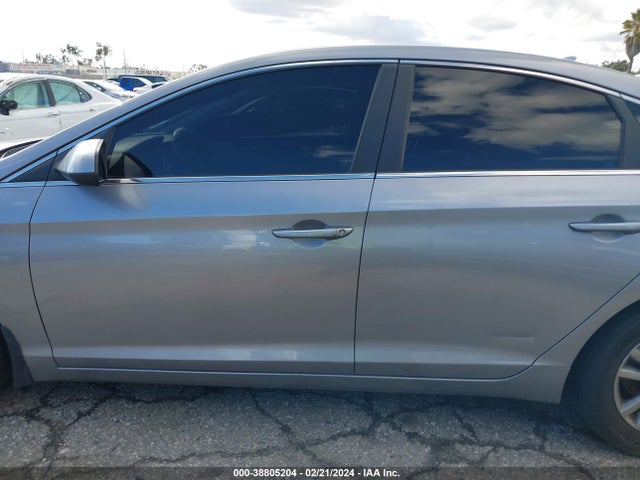 Hyundai SONATA SE 2015 5NPE24AF1FH147255 Image 15