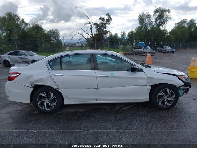 Honda ACCORD LX 2017 1HGCR2F32HA094082 Image 13