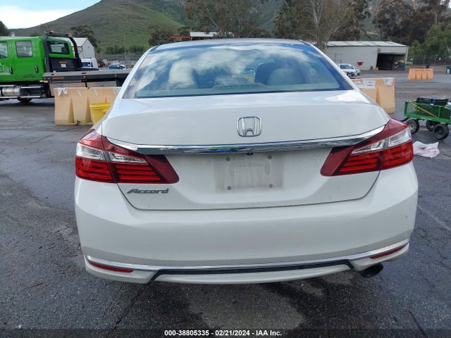 Honda ACCORD LX 2017 1HGCR2F32HA094082 Image 16