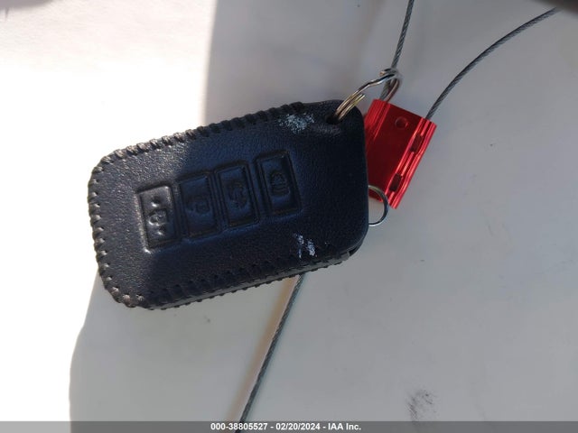 JTHBA1D27G5018742 Lexus IS 200T