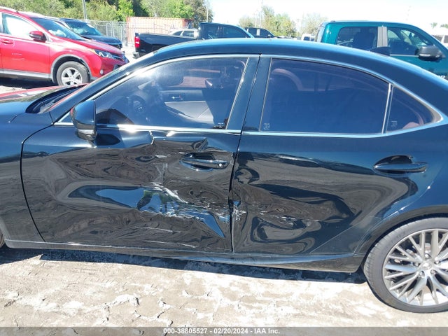 JTHBA1D27G5018742 Lexus IS 200T