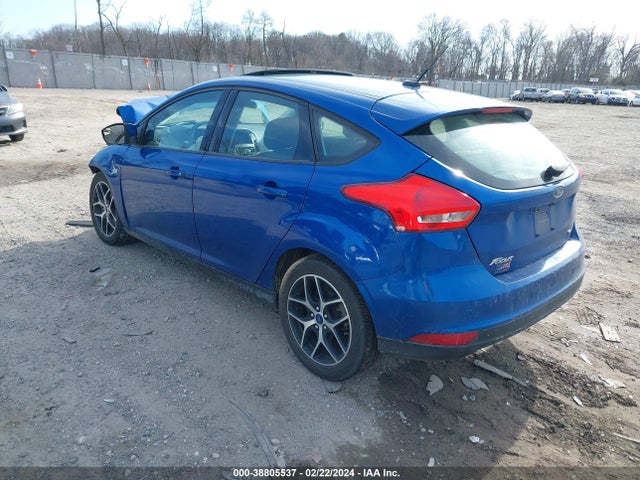 Ford FOCUS SEL 2018 1FADP3M28JL264616 Image 3