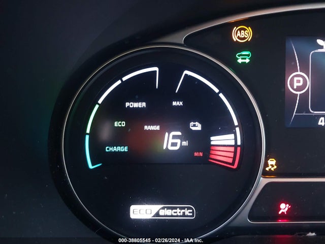 KIA Soul Ev + 2016 KNDJX3AE8G7017027 Image 18