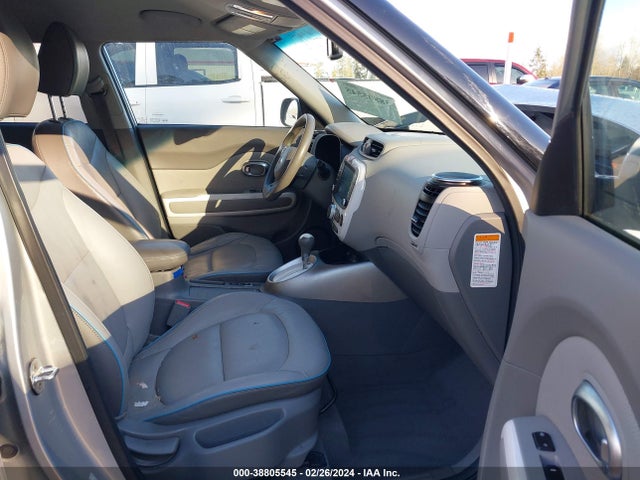 KIA Soul Ev + 2016 KNDJX3AE8G7017027 Image 5