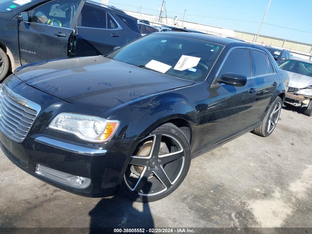 38805552 :رقم المزاد ، 2C3CCAAG9DH577671 vin ، 2013 Chrysler 300 Motown مزاد بيع