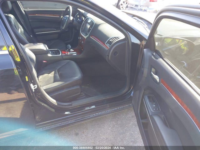 38805552 :رقم المزاد ، 2C3CCAAG9DH577671 vin ، 2013 Chrysler 300 Motown مزاد بيع