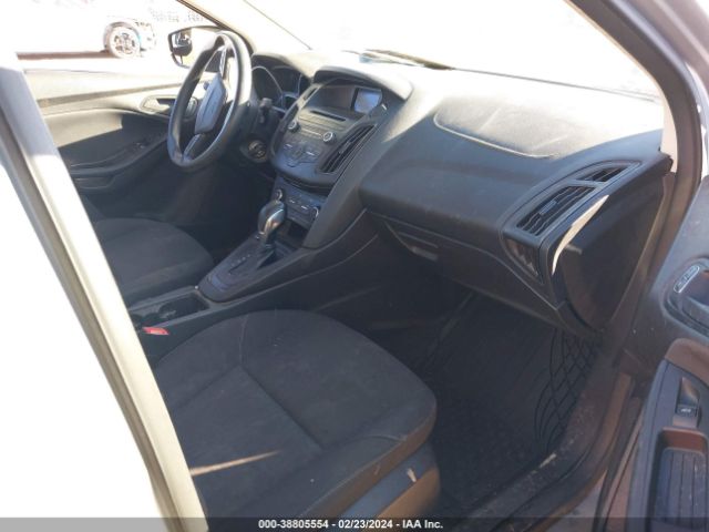 1FADP3E21GL212574 Ford FOCUS S