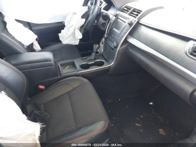 4T1BF1FK5HU694917 Toyota CAMRY SE
