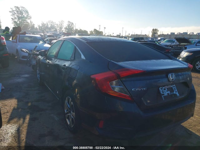 Honda Civic Lx 2018 2HGFC2F53JH500166 Image 3
