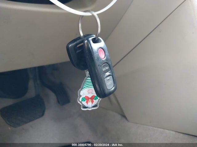 2008 MAZDA MAZDA3 I TOURING VALUE VIN: JM1BK32G381178599