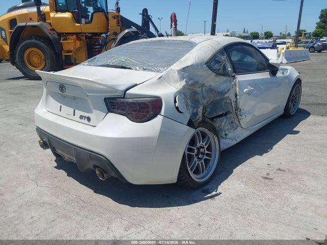 JF1ZNAA19E8700104 Scion FR-S