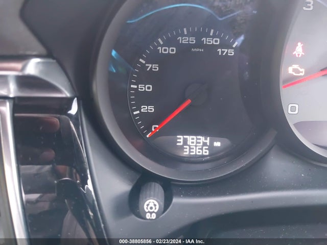 2016 PORSCHE MACAN WP1AB2A53GLB40989 Photo 6