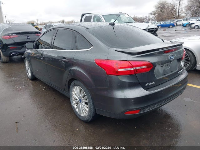 Ford Focus Titanium 2018 1FADP3J21JL205508 Image 3